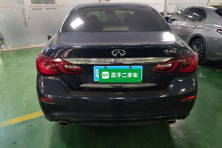Used Infiniti Q70 2017 Q70L 2.5L Elite Edition
