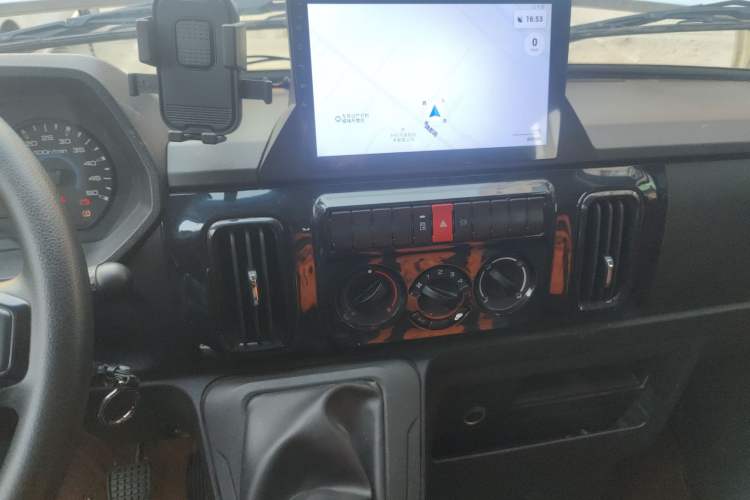 Used Iveco Daily 2023 2.5T A37M1 Long Wheelbase Mid-Roof Dual-Tire Side-Sliding Doors 5-9 Seats