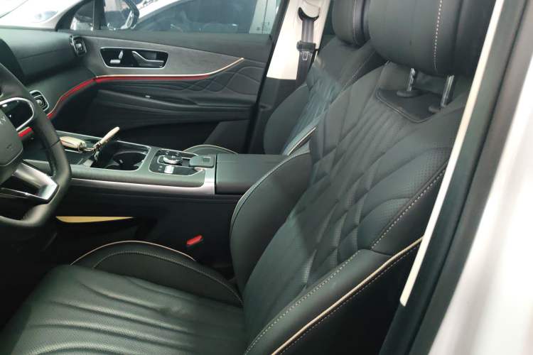 Used Chery Tiggo 9 2023 2.0T Dual-Clutch Two-Wheel Drive Luxury Edition 5 Seats