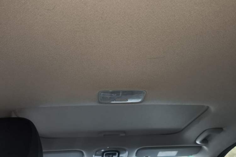 Used Hyundai Elantra 2022 1.5L CVT GLX Elite Edition Headliner