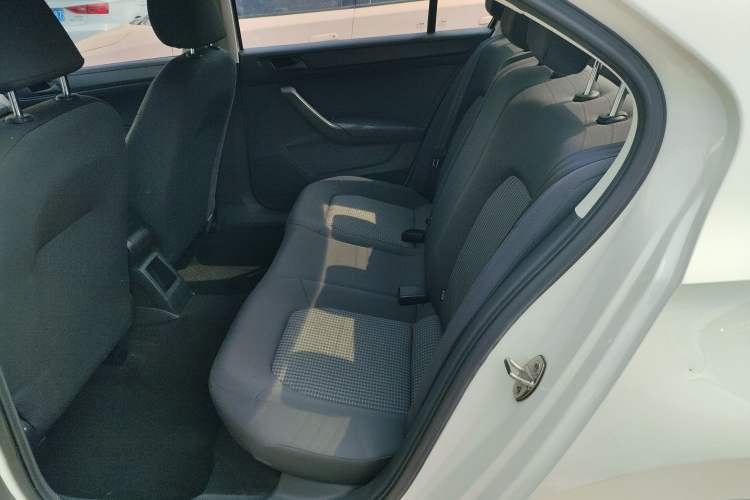 Used Volkswagen Santana 2018 1.5L Manual Fashion Edition