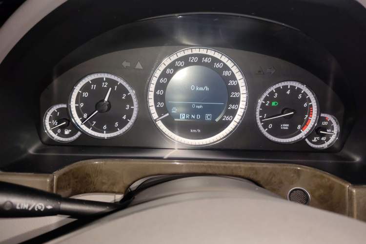 Used Mercedes-Benz E-Class 2010 E 200 CGI Elegant Model