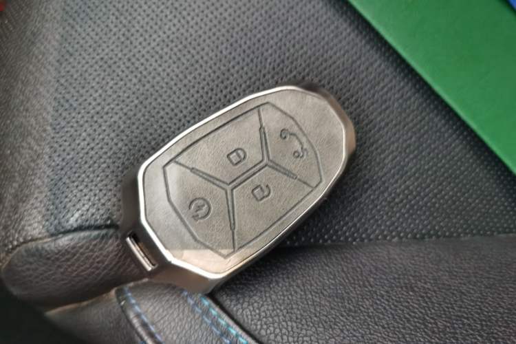 Used Lynk & Co 01 2019 2.0T Two-Wheel Drive Zhaopu Version China VI Standard