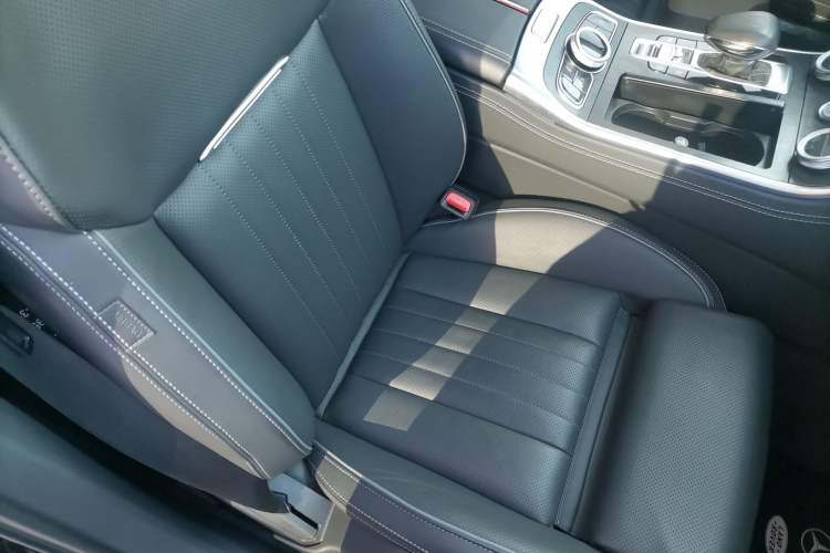 Used Hongqi H9 2022 2.0T Smart Connect Flagship Edition