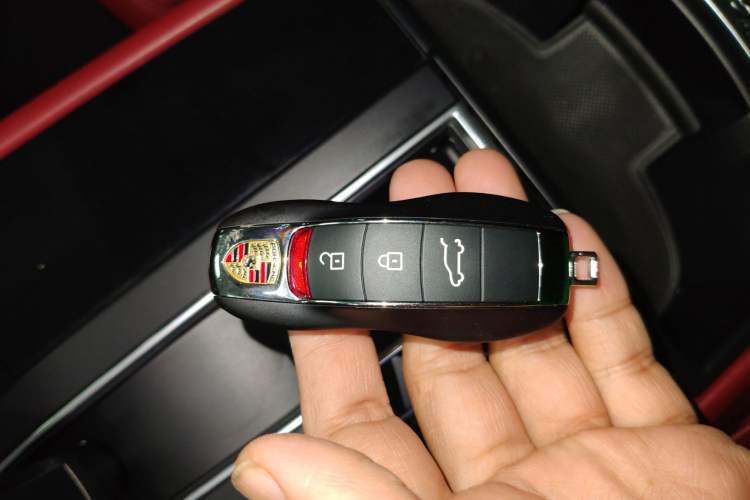 Used Porsche Macan 2023 Macan 2.0T
