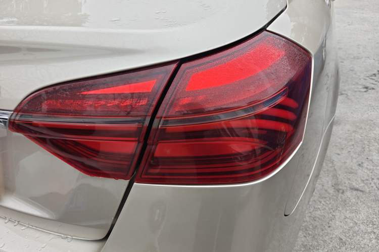 Used Geely Auto Emgrand 2018 1.5L Manual Upward Connect Edition
