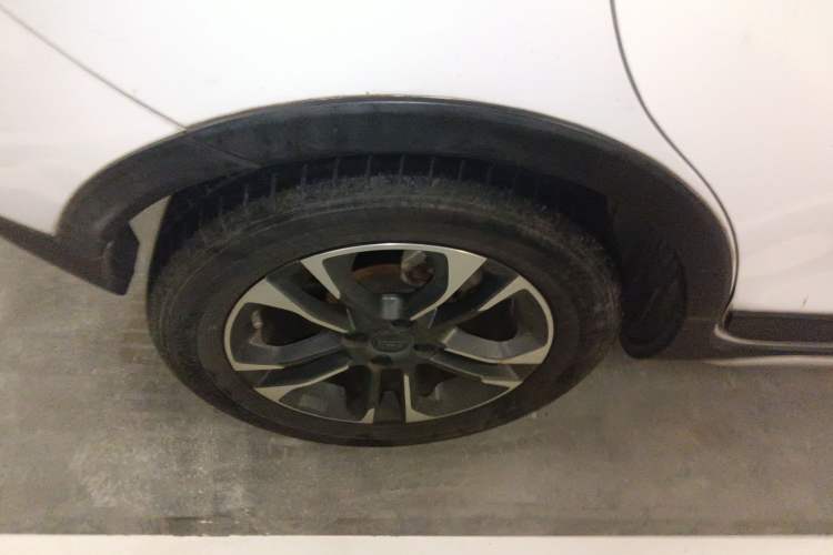 Used Geely Auto Vision X3 2019 Upgraded Model 1.5L CVT Prestige Version