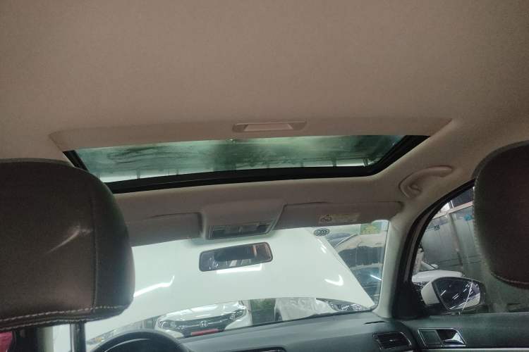 Used Volkswagen Lavida 2017 1.6L Manual Comfort Edition