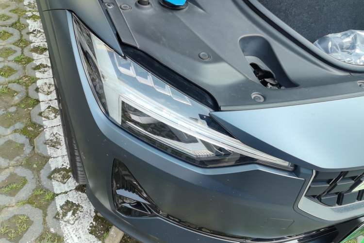 Used Polestar 2 2021 Single Motor Standard Range Right Front Headlight