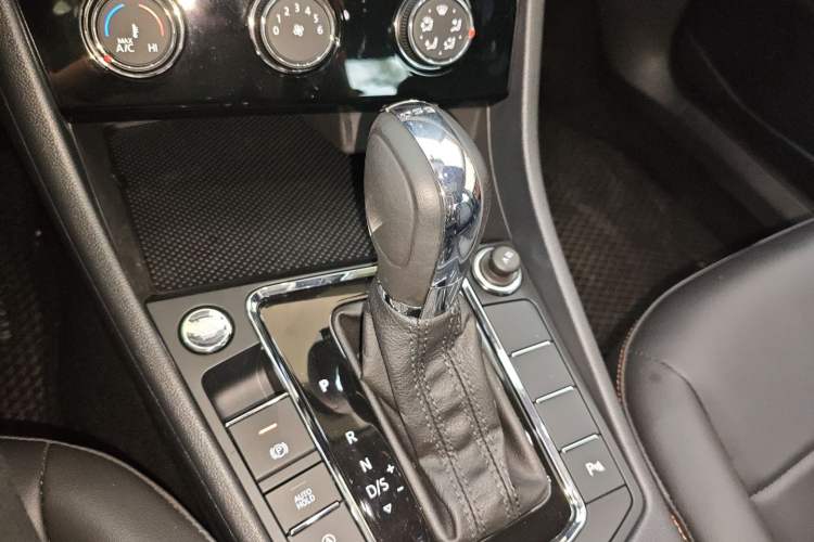 Used Volkswagen Bora 2023 200TSI DSG Enjoyment Edition
