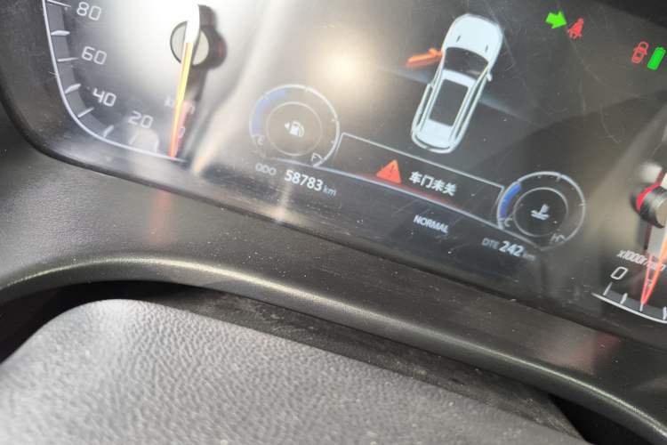 Used CHANGAN CS75 2020 280T Manual Elite Version China VI
