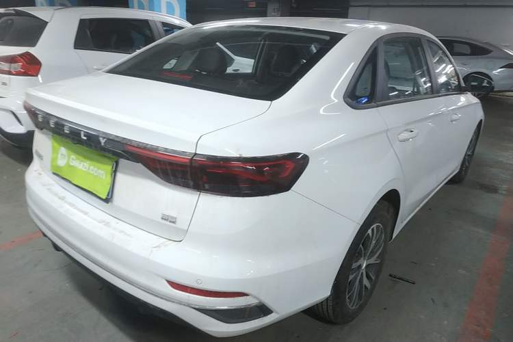 Used Geely Auto Emgrand 2025 4th Generation 1.5L CVT Starry Edition
