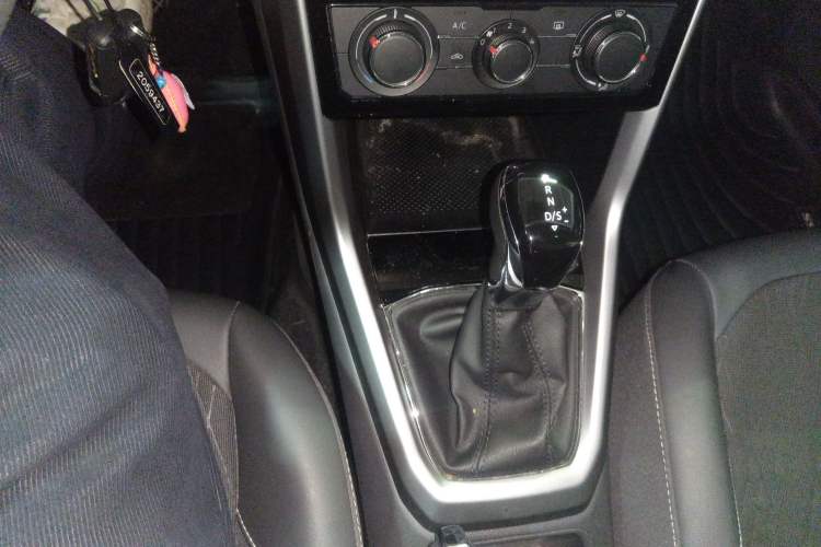 Used Volkswagen T-Cross 2019 1.5L Automatic Comfort Edition Gear Lever