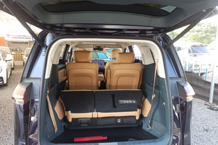 Used GAC Trumpchi E8 New Energy 2024 150km MAX Trunk