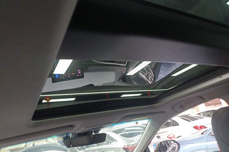 Used Toyota Camry 2023 2.5G Luxury Edition
