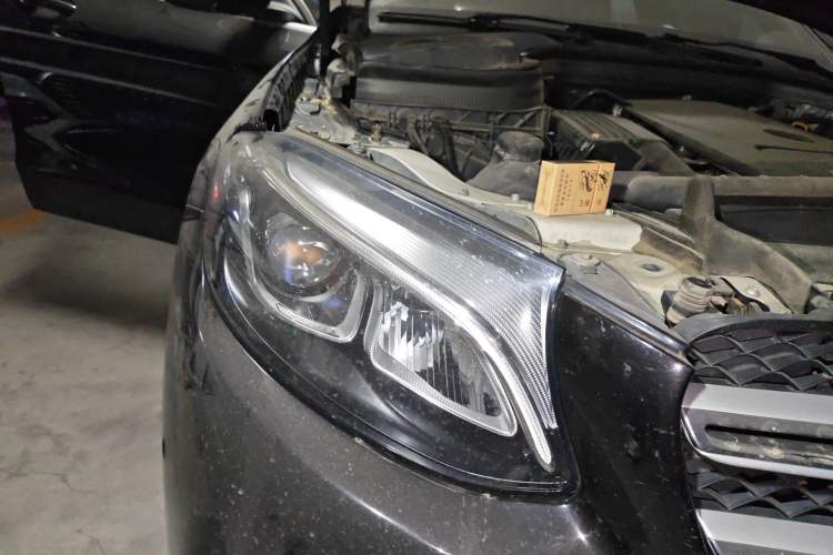 Used Mercedes-Benz GLC 2017 GLC 260 4MATIC Luxury Model
