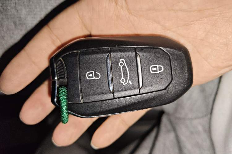 Used Peugeot 508 2019 508L 400THP PureTech Driving Control Version China VI Standard Vehicle Key