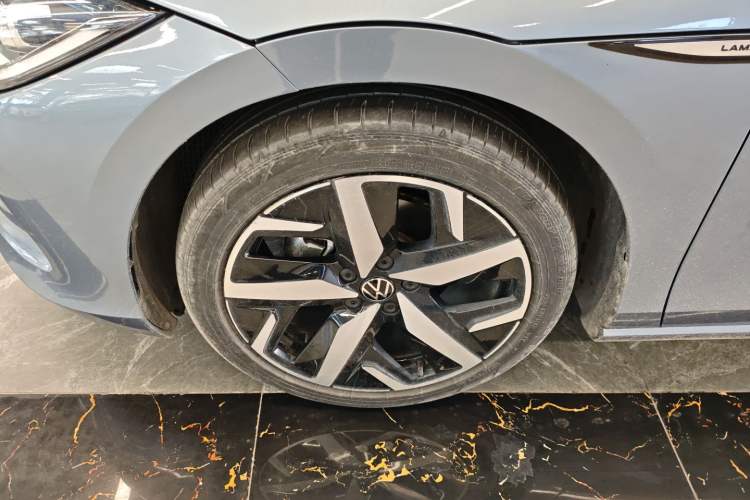 Used Volkswagen Lamando 2022 Lavida L 280TSI DSG Cool & Spicy Edition
