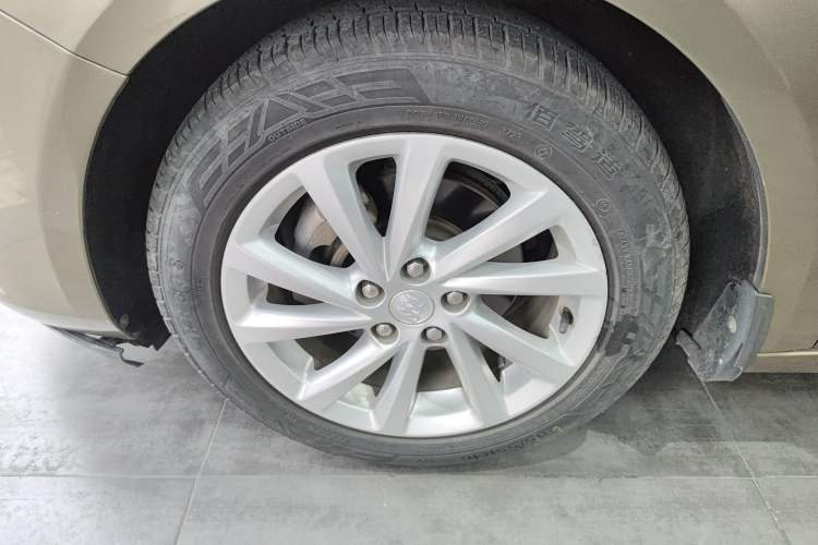 Used Buick Verano 2017 Sedan 15S Automatic Leading Model