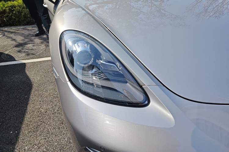 Used Porsche 718 2016 Cayman 2.0T
