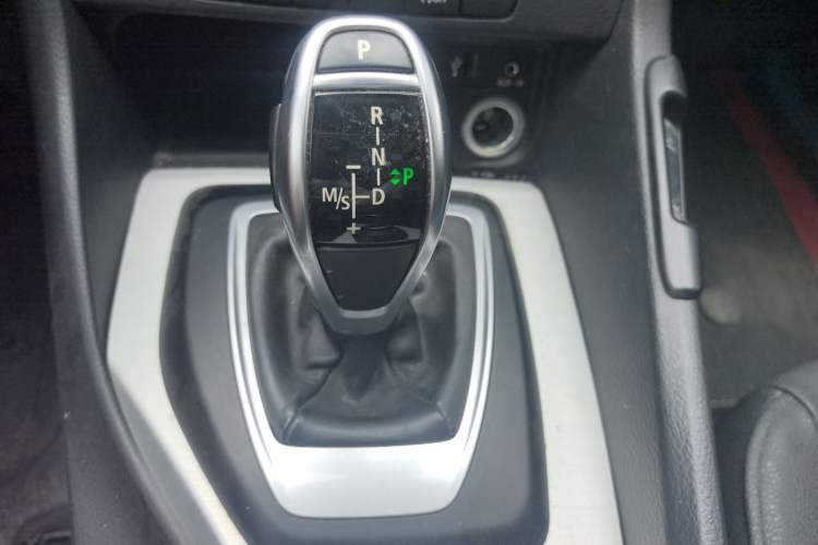 Used BMW X1 2014 sDrive18i Leading Model