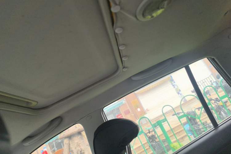 Used Roewe W5 2013 1.8T 2WD Automatic Xingyu Edition