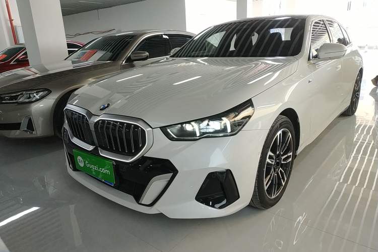 Used BMW 5 Series 2024 530Li Leading Model M Sport Package