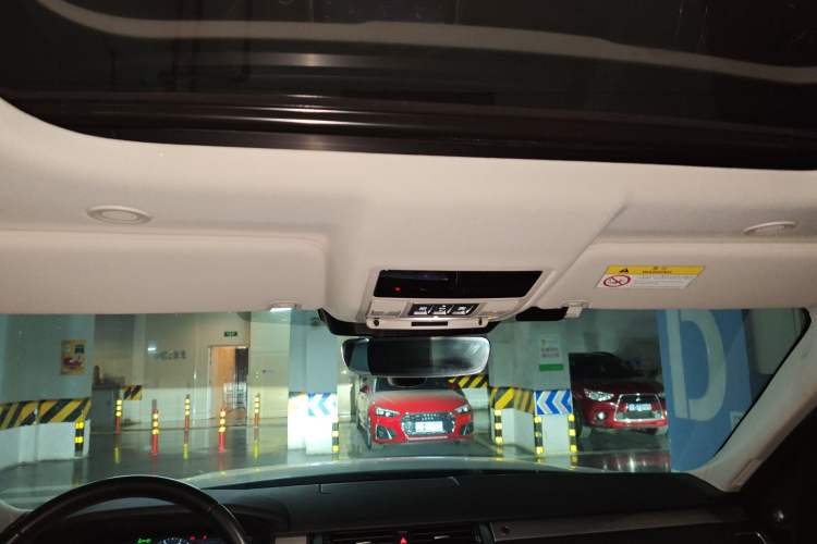 Used Land Rover Discovery 2022 360 PS R-Dynamic S (Imported)