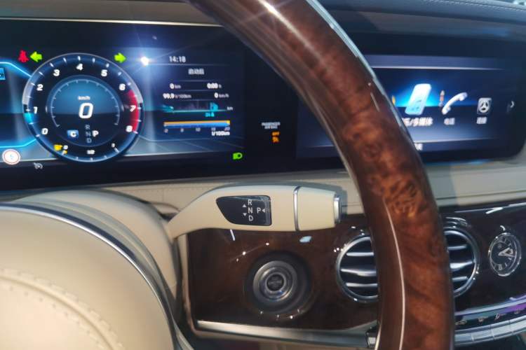 Used Mercedes-Benz S-Class 2019 S 350 L Executive Edition Gear Lever