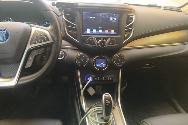 Used BYD Song New Energy 2017 Song DM 1.5TID All-Wheel Drive Luxury Model
