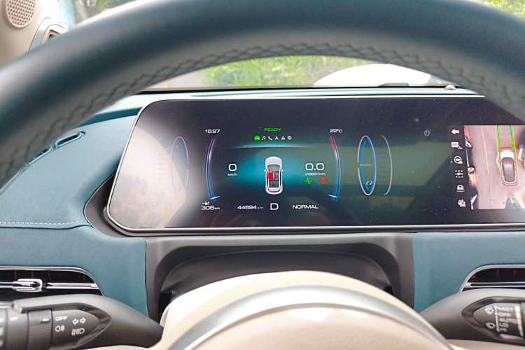 Used ORA Good Cat 2021 400km Standard Range Athena Edition Lithium Iron Phosphate
