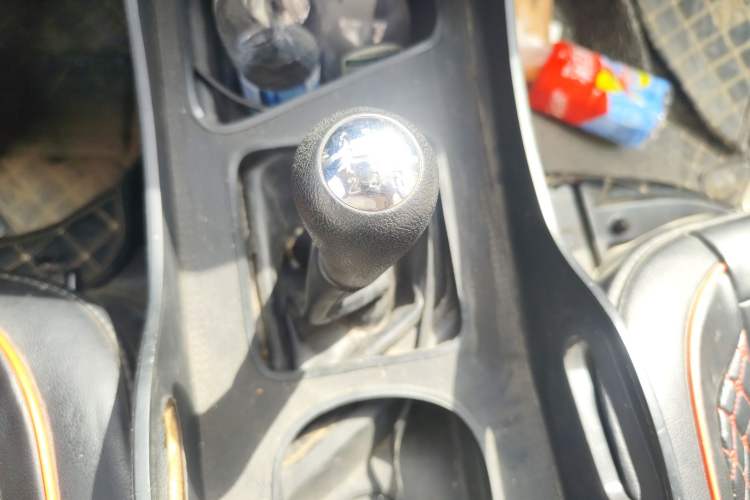 Used CHANGAN KAICHENG Ruixing M60 2023 1.5L GDI Comfort-Class Passenger Vehicle 6/7 Seats
