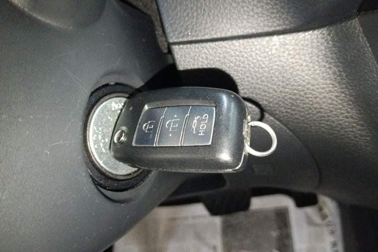 Used Nissan Sylphy 2022 Classic 1.6XE CVT Comfort Edition Vehicle Key