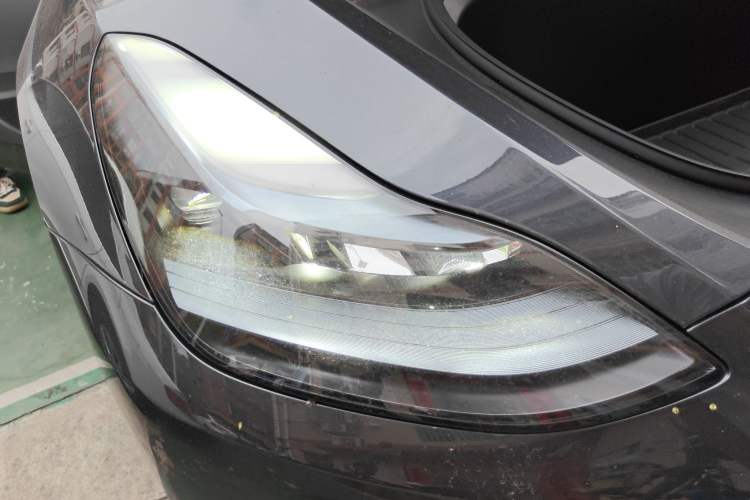 Used Tesla Model Y 2024 Rear-Wheel-Drive Version Right Front Headlight