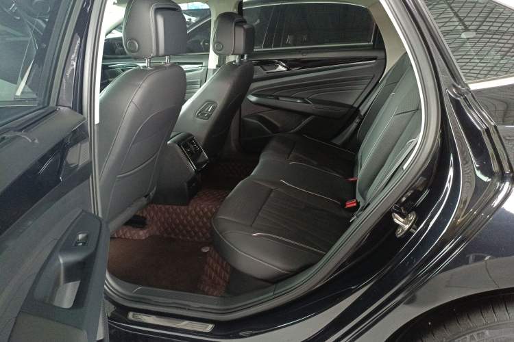 Used Volkswagen Passat 2022 330TSI Luxury Edition
