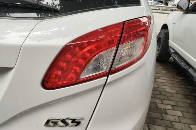 Used GAC Trumpchi GS5 2012 2.0L Automatic Two-Wheel Drive Anniversary Edition