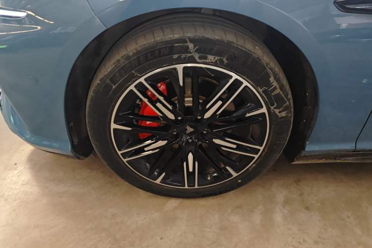 Used NETA S 2022 All-Electric 650 km Four-Wheel Drive Premium Version