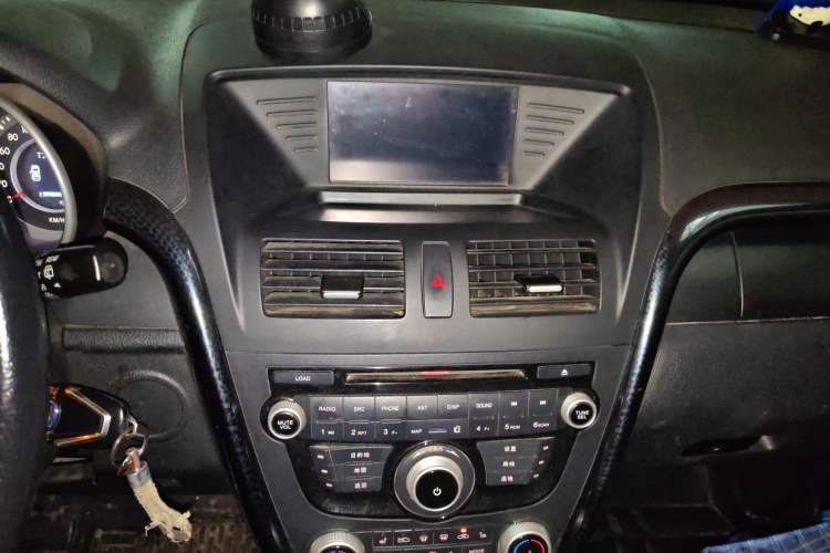 Used Bestune X80 2015 1.8T Automatic Sport Model