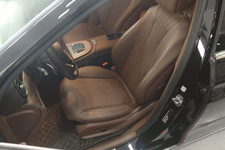 Used Mercedes-Benz E-Class 2023 Updated E 300 L Luxury Edition