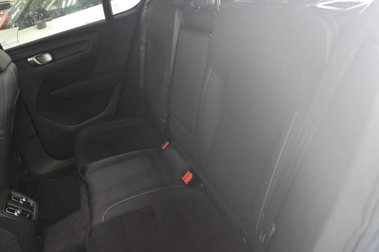 Used Volvo C40 2024 Long-Range PRO Version
