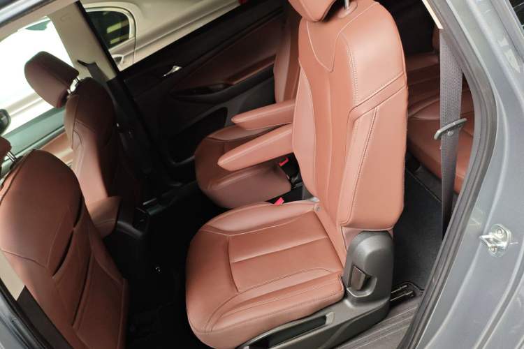 Used Buick GL6 2018 18T 6-Seater Luxury Model