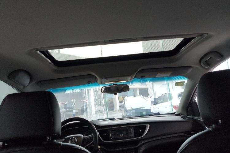 Used Buick GT 2018 18T Automatic Elite Model Headliner