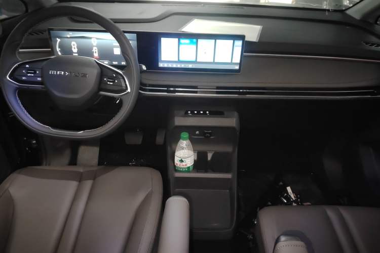 Used SAIC MAXUS Dajia 7 2024 Revised Version Super Hybrid Long-Range Edition Enjoyment Version
