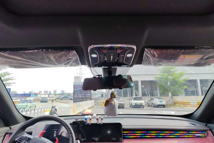 Used JETOUR X70 PLUS 2023 1.5T DCT Brave PLUS 7-Seater