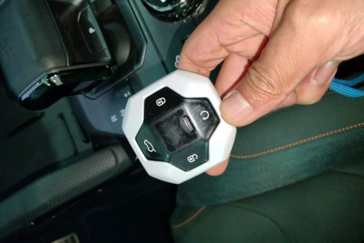 Used JETOUR Traveler 2023 2.0T All-Wheel-Drive CrossPRO