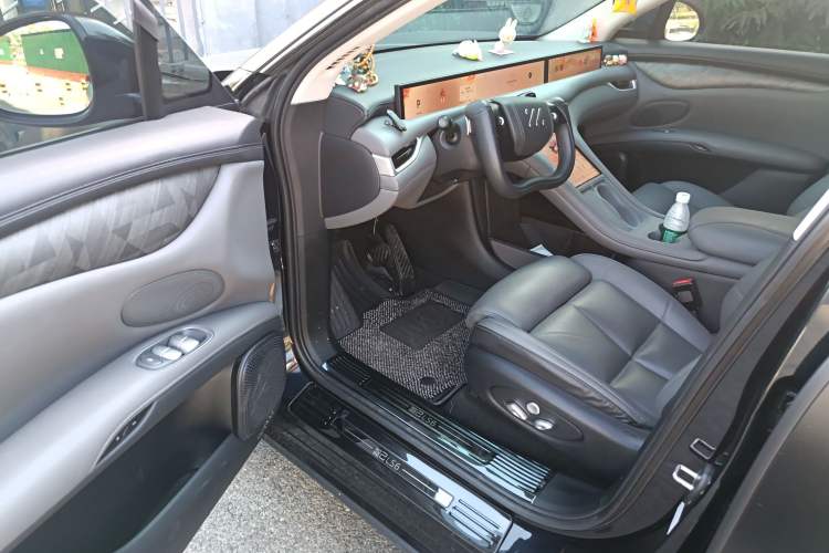 Used IM LS6 2023 Max Standard Edition