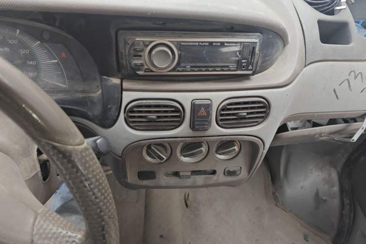 Used Hafei Minyi 2012 1.0L Air-Conditioned DA465QA Audio And AC Panel