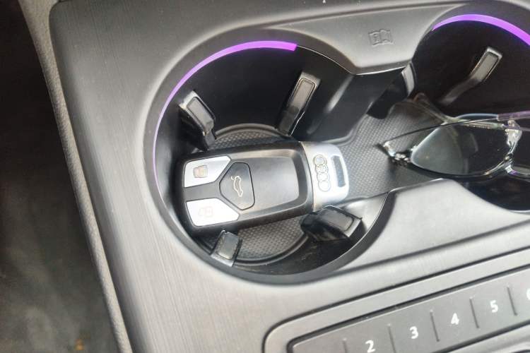 Used Audi A4L 2018 30th Anniversary Edition 40 TFSI Fashion Model
