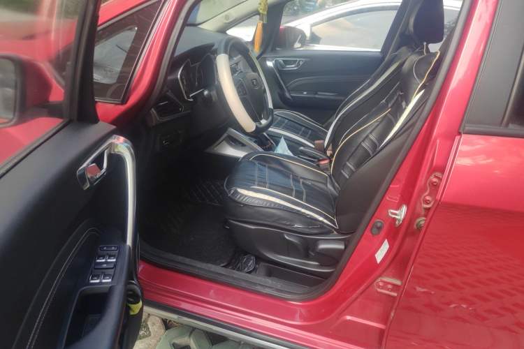 Used Geely Auto Vision X3 2017 1.5L Automatic Luxury Model Driver Seat