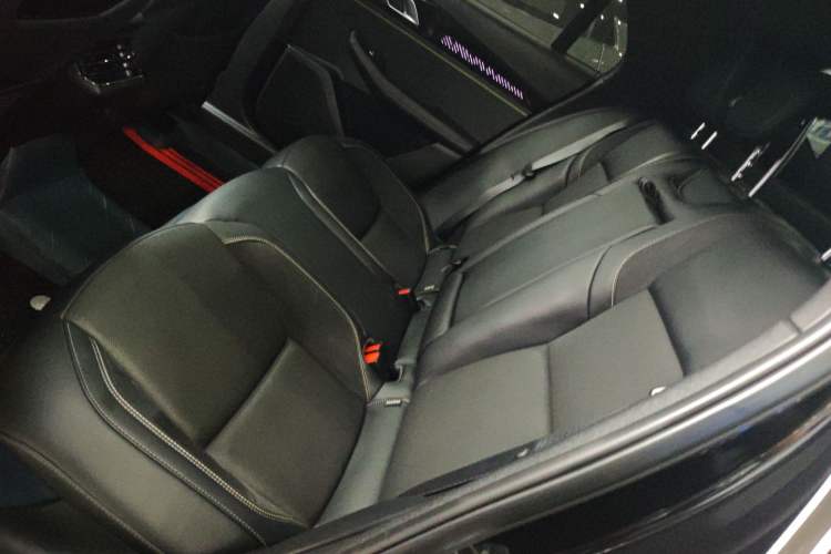 Used Lynk & Co 03 2023 1.5TD DCT JingPro Left Rear Seat